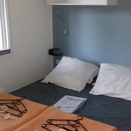 Camping Les Ombrages De L'adour 2* Aire-sur-l'Adour