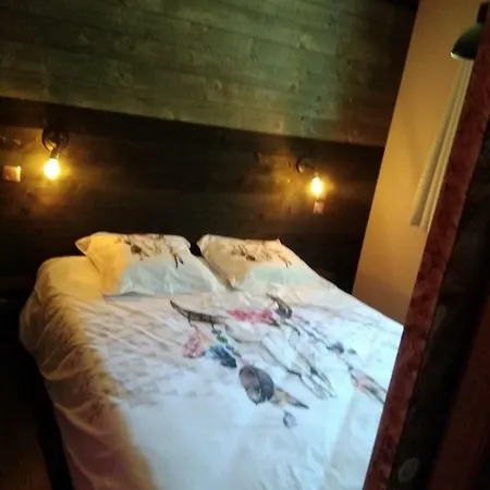 Camping Les Ombrages De L'adour Aire-sur-lʼAdour